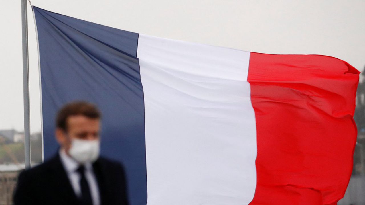 Changement de couleur du drapeau français : le Parti National Breton met en garde contre les nostalgiques de la Terreur de 1793